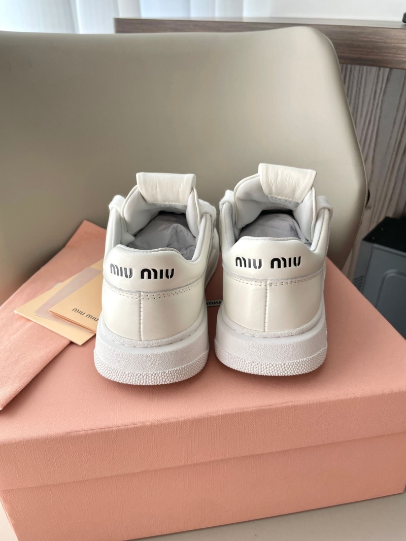 Miu Miu Casual Shoes